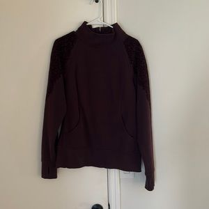 Lululemon Pullover